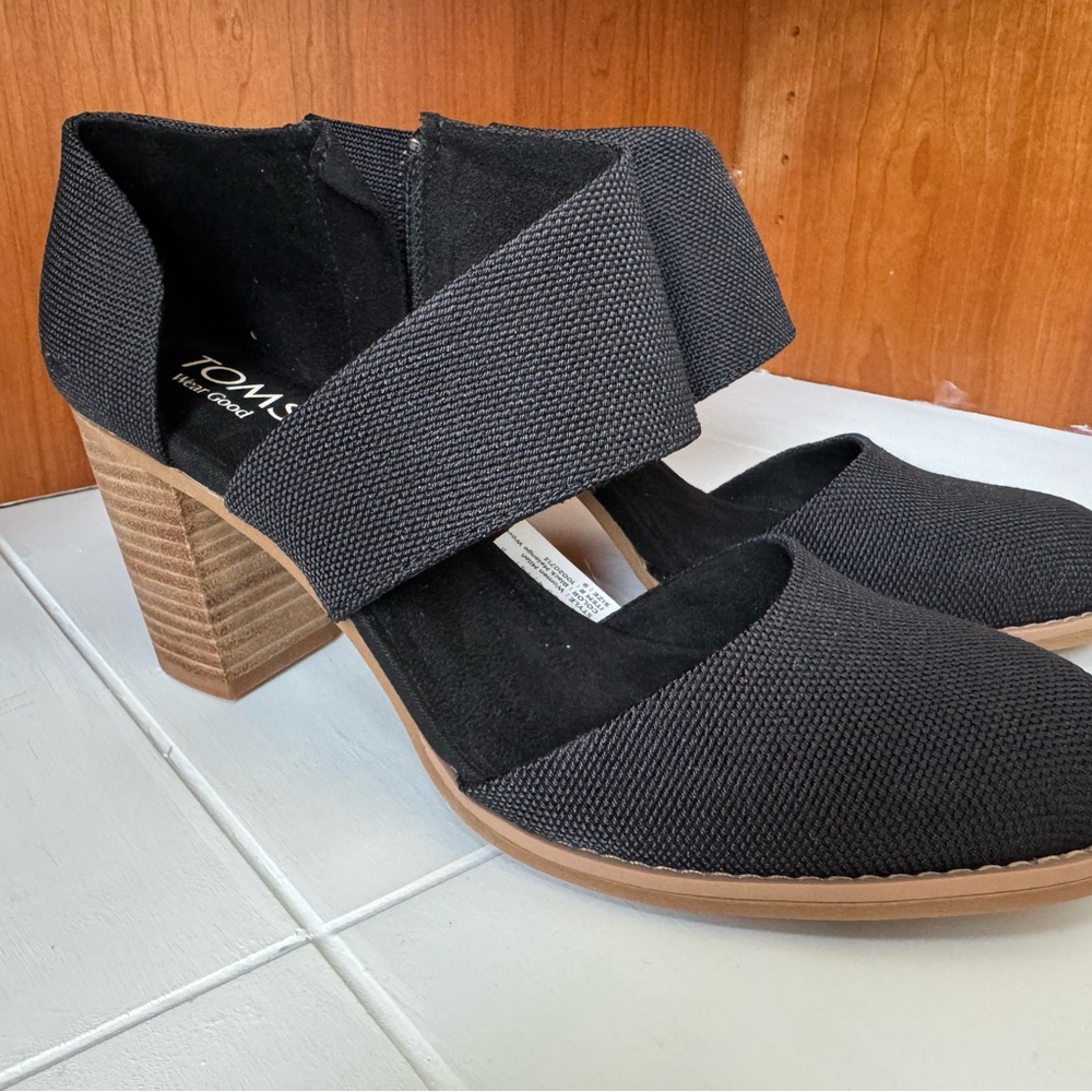TOMS Black and Brown Heeled Shoes